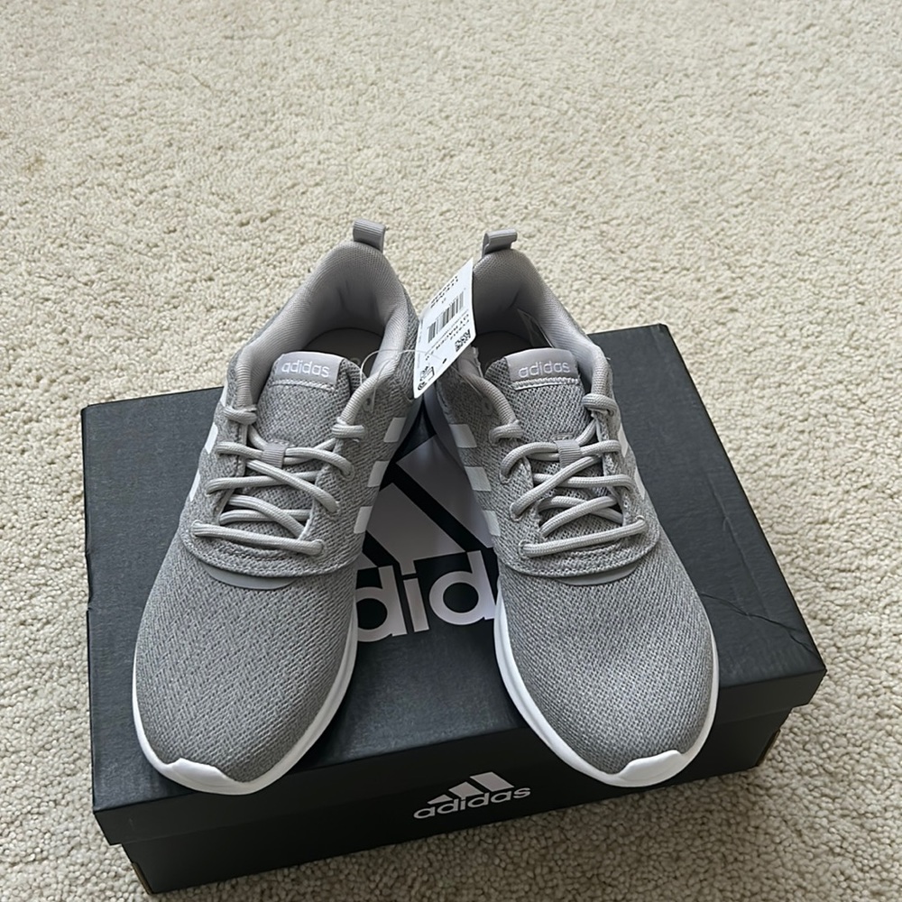 New with tag Adidas racer